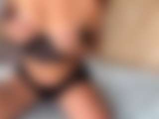 HoaStarratt's Live Sex Cam Show