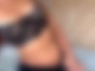HoaStarratt's Live Sex Cam Show