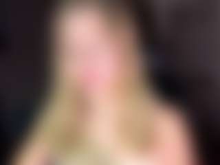 Live cam show with JacquettaKaleel - New Small Tits on livesuperchat.net