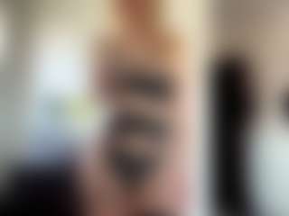 Live cam show with JacquettaKaleel - Hairy Pussy Teen (18+) on Camiplay Live
