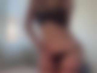Live cam show with JacquettaKaleel - Mature Young Adult on Camsoda