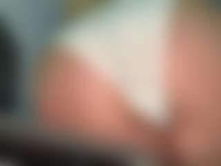 Live cam show with LeaMike - Toys on Streamer API