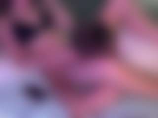 Live cam show with LeaMike - Shaved Pussy on AdultVida.com