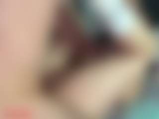 Live cam show with LeaMike - Strip on intimatelivegirls.com