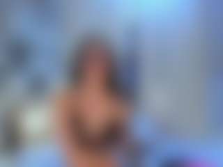 Serenavieri1's Live Sex Cam Show