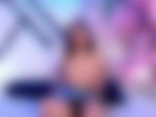 Live cam show with Zafiraweels1 - Facial on AdultVida.com