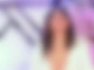 Live cam show with Zafiraweels1 - Average on fuck-show.com