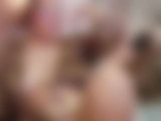 big-juicytits's Live Sex Cam Show