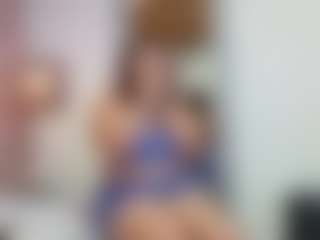 Live cam show with big-juicytits - Wet on StripNow