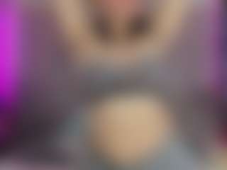 chloe-rosi's Live Sex Cam Show