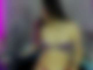 chloe-rosi's Live Sex Cam Show