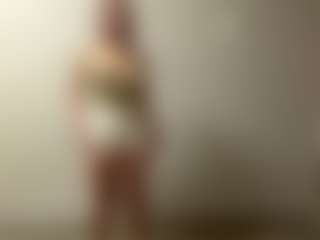 Live cam show with LeomaKoening - Latina Mature on Camsoda