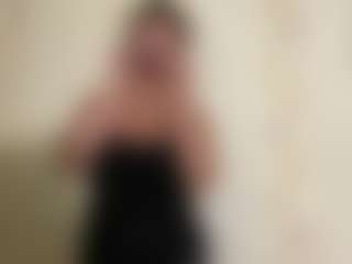 Live cam show with Marry - New Shaved Pussy on CamwithHer