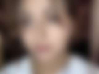 Live cam show with MaymeYablonsky - Smoking on Cam Slut
