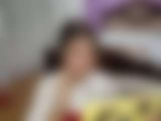 Live cam show with MaymeYablonsky - Skinny MILF on Camsoda