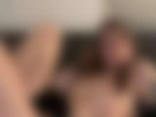 Live cam show with misspinkkitty - Brown Hair on Camsoda