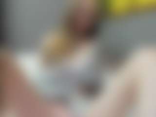 PassioneBevy's Live Sex Cam Show
