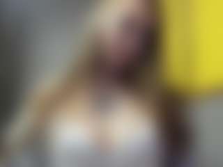 PassioneBevy's Live Sex Cam Show