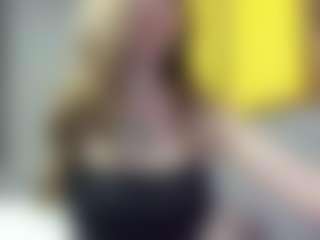 Live-sekscamshow van PassioneBevy