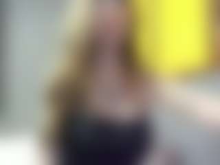 PassioneBevy's Live Sex Cam Show