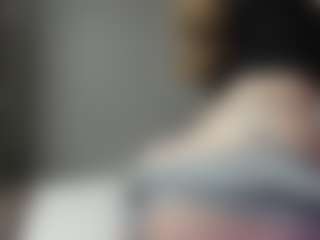 PassioneBevy's Live Sex Cam Show