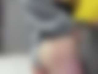 PassioneBevy's Live Sex Cam Show
