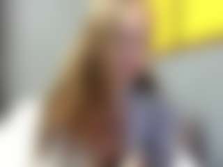 Live cam show with PassioneBevy - Blue Eyes on Dare Cams