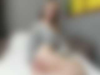 Live cam show with PassioneBevy - Gray Eyes on nudelive.tv