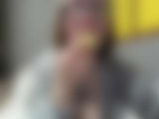 PassioneBevy's Live Sex Cam Show