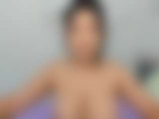 Live cam show with SweetSohee - Moaning on xDating