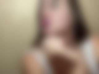 Live cam show with Kate - College Curvy on livesuperchat.net