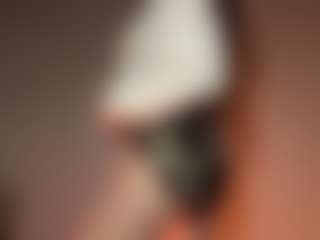Live cam show with Kate - Skinny on CamwithHer
