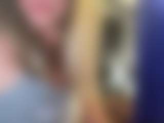 tiptoethruroses's Live Sex Cam Show