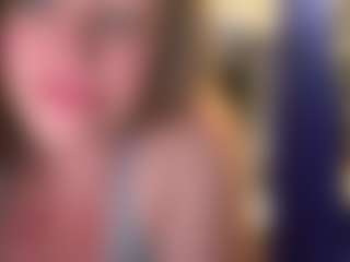 tiptoethruroses's Live Sex Cam Show