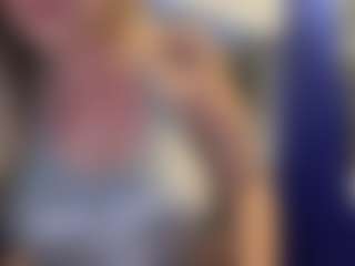 tiptoethruroses's Live Sex Cam Show