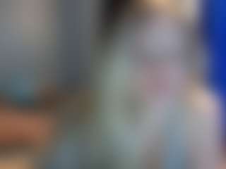tiptoethruroses's Live Sex Cam Show