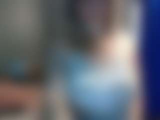 tiptoethruroses's Live Sex Cam Show
