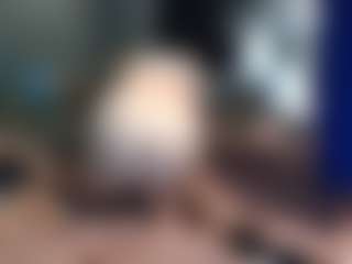 tiptoethruroses's Live Sex Cam Show