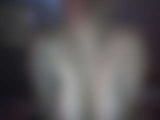 tiptoethruroses's Live Sex Cam Show
