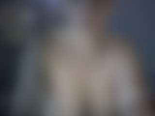 tiptoethruroses's Live Sex Cam Show