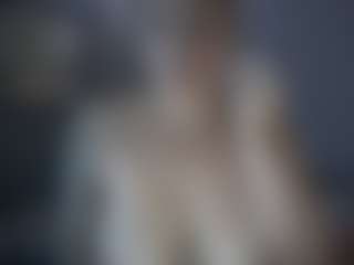 tiptoethruroses's Live Sex Cam Show