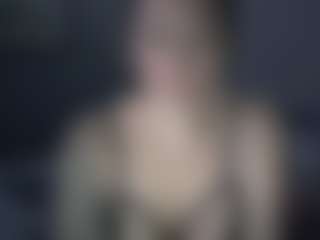 tiptoethruroses's Live Sex Cam Show