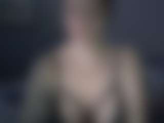tiptoethruroses's Live Sex Cam Show