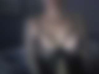 tiptoethruroses's Live Sex Cam Show