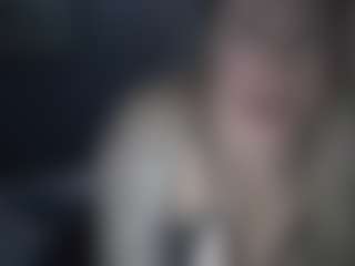 tiptoethruroses's Live Sex Cam Show