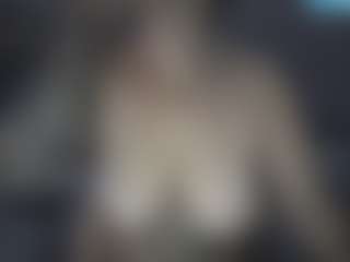 tiptoethruroses's Live Sex Cam Show