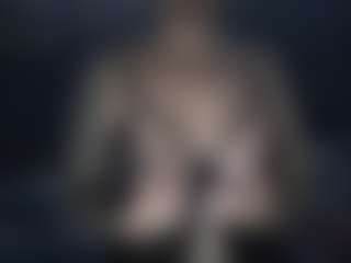 tiptoethruroses's Live Sex Cam Show