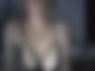 tiptoethruroses's Live Sex Cam Show