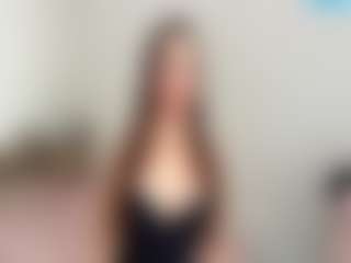 Live cam show with YokoDemoya - Twerk on Cam Slut