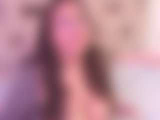 EmaValvet's Live Sex Cam Show